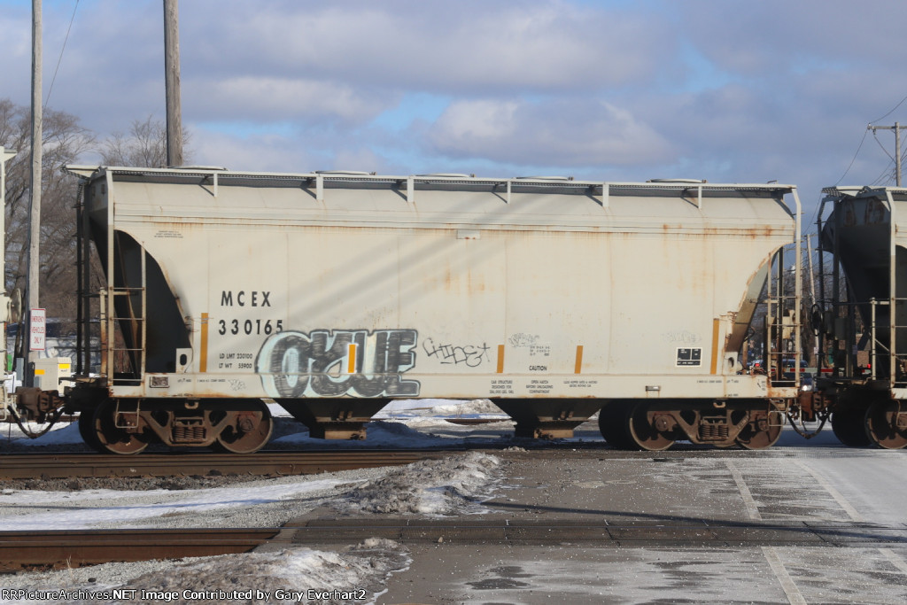 MCEX 330165 - Midwest Railcar Equipment Co